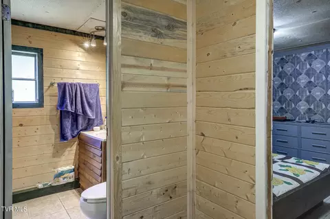 Other - 206 Oak Street Erwin Tn 37650, Erwin, TN 37650 photo 3 of 5