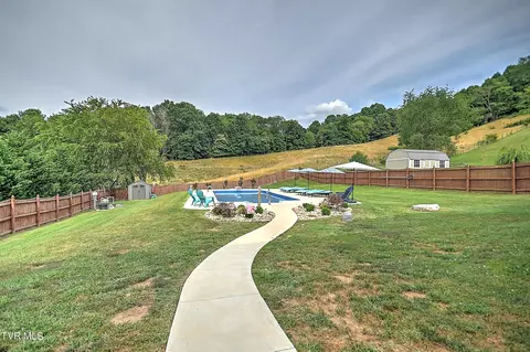 Exterior - 19529 Snaffle Bit Lane Bristol Va 24202, Bristol, VA 24202 photo 15 of 24