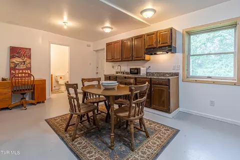 303 Offset Road Bristol Tn 37620, Bristol, TN 37620 photo 48