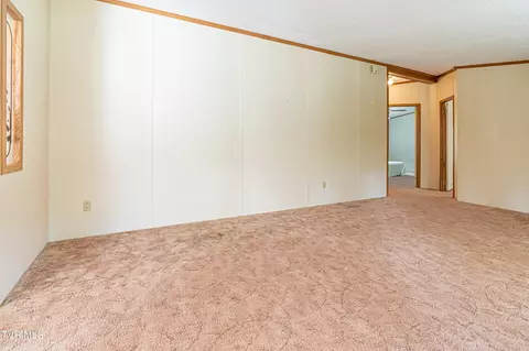 303 Offset Road Bristol Tn 37620, Bristol, TN 37620 photo 6