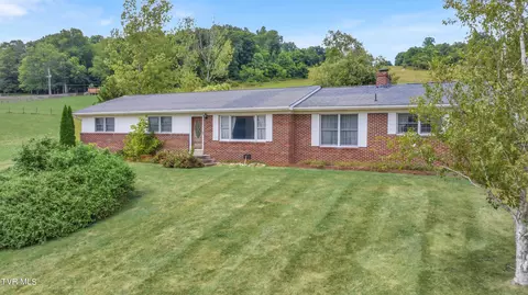3054 Redbud Highway Honaker Va 24260, Honaker, VA 24260