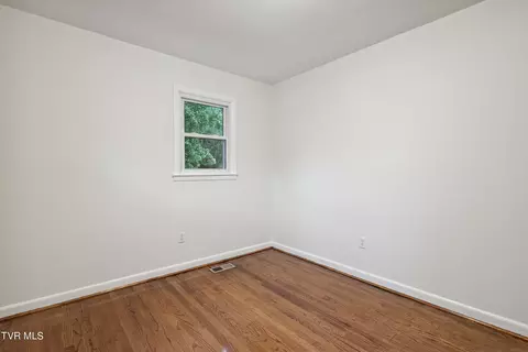 Bedroom - 705 9th Street Erwin Tn 37650, Erwin, TN 37650 photo 2 of 7