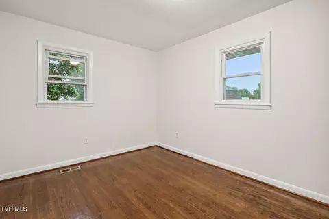 Bedroom - 705 9th Street Erwin Tn 37650, Erwin, TN 37650 photo 3 of 7