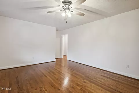 Living - 705 9th Street Erwin Tn 37650, Erwin, TN 37650 photo 3 of 3
