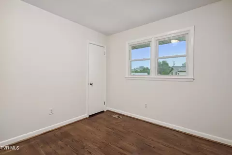 Bedroom - 705 9th Street Erwin Tn 37650, Erwin, TN 37650 photo 6 of 7