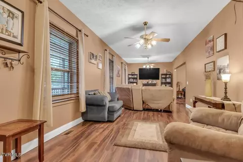Other - 2706 Shawnee Avenue E Big Stone Gap Va 24219, Big Stone Gap, VA 24219 photo 3 of 8