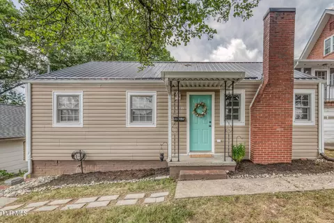 1428 Suncrest Drive Kingsport Tn 37665, Kingsport, TN 37665