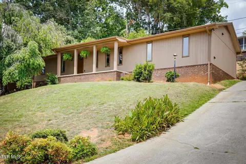 1112 Drumcastle Avenue Kingsport Tn 37660, Kingsport, TN 37660