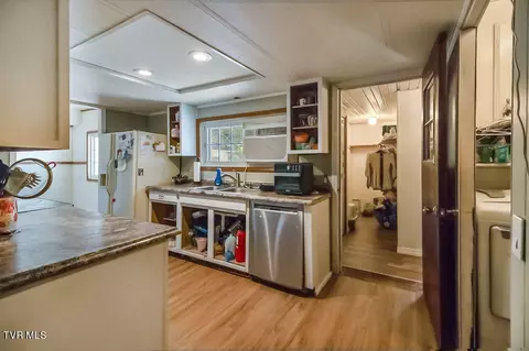 250 Linville Road Erwin Tn 37650, Erwin, TN 37650 photo 8