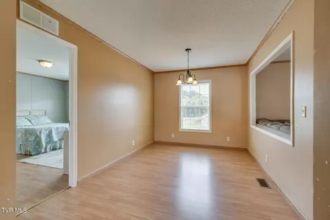 210 Clark Road Bristol Tn 37620, Bristol, TN 37620 photo 14