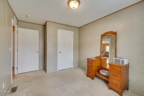210 Clark Road Bristol Tn 37620, Bristol, TN 37620 photo 26