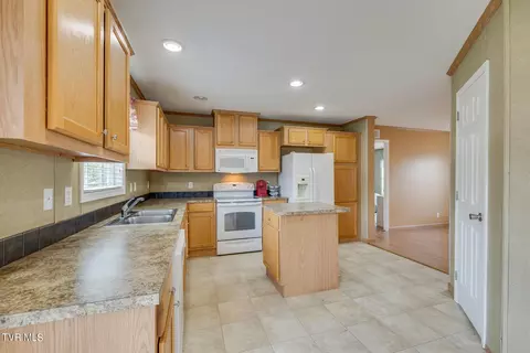 210 Clark Road Bristol Tn 37620, Bristol, TN 37620 photo 11