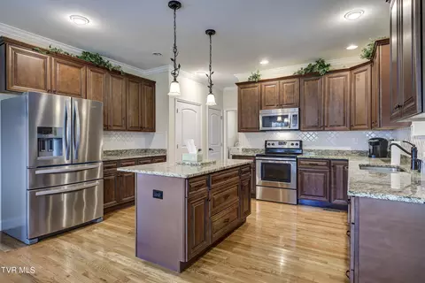 Kitchen - 203 Old Farm Road Erwin Tn 37650, Erwin, TN 37650 photo 2 of 5