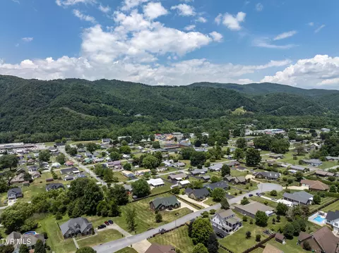 View/Area - 203 Old Farm Road Erwin Tn 37650, Erwin, TN 37650 photo 6 of 8