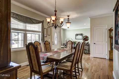 Dining - 203 Old Farm Road Erwin Tn 37650, Erwin, TN 37650 photo 1 of 2