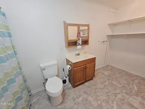 Bath - 5643 Freeman Road Wise Va 24293, Wise, VA 24293 photo 2 of 5