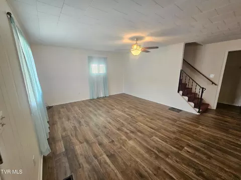 Living - 5643 Freeman Road Wise Va 24293, Wise, VA 24293 photo 1 of 4
