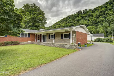 1122 Broad Street Elizabethton Tn 37643, Elizabethton, TN 37643