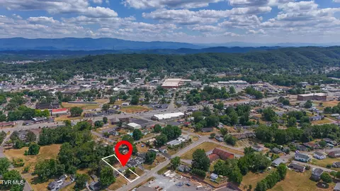 View/Area - 724 Randolph Street Bristol Va 24201, Bristol, VA 24201 photo 4 of 8