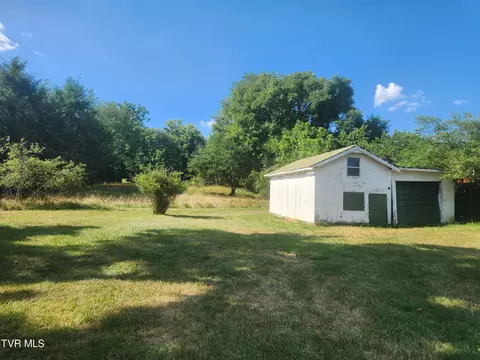 Exterior - 1126 E Lakeview Drive Johnson City Tn 37601, Johnson City, TN 37601 photo 6 of 15