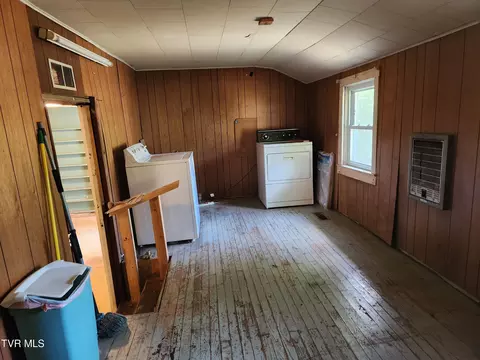 Other - 1126 E Lakeview Drive Johnson City Tn 37601, Johnson City, TN 37601 photo 5 of 7
