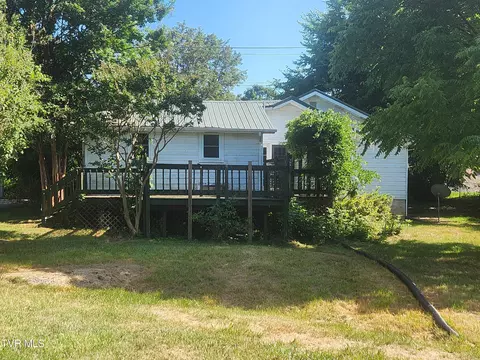 Exterior - 1126 E Lakeview Drive Johnson City Tn 37601, Johnson City, TN 37601 photo 2 of 15