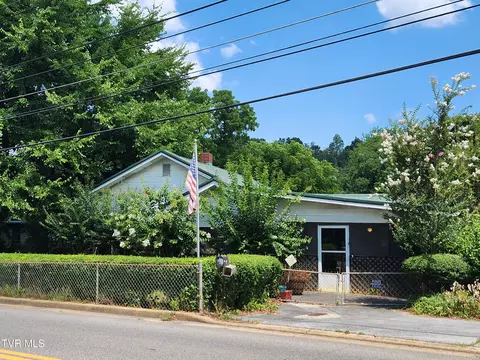 1126 E Lakeview Drive Johnson City Tn 37601, Johnson City, TN 37601