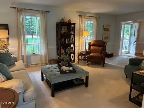 Living - 26182 Beech Hideaway Abingdon Va 24211, Abingdon, VA 24211 photo 1 of 5