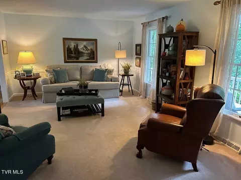 Living - 26182 Beech Hideaway Abingdon Va 24211, Abingdon, VA 24211 photo 2 of 5