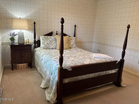 Bedroom - 26182 Beech Hideaway Abingdon Va 24211, Abingdon, VA 24211 photo 9 of 11