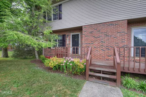 2233 Forest Acres Drive 2233 Johnson City Tn 37604, Johnson City, TN 37604