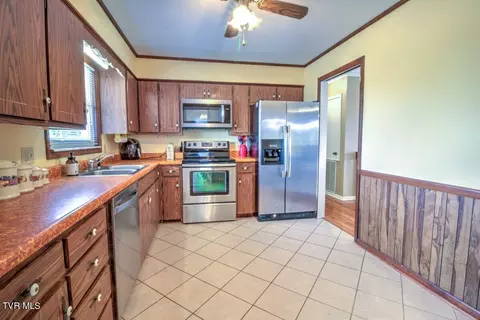 245 Plainview Heights Circle Greeneville Tn 37745, Greeneville, TN 37745 photo 8