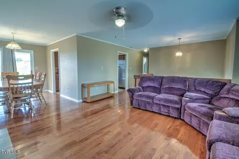 245 Plainview Heights Circle Greeneville Tn 37745, Greeneville, TN 37745 photo 4