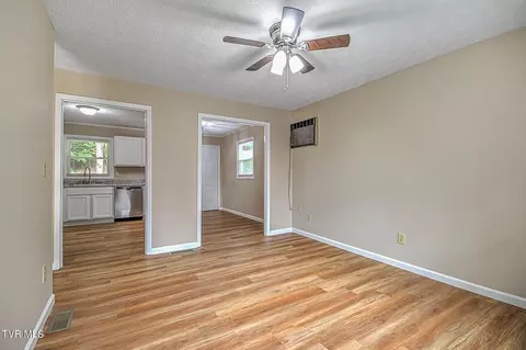 107 Mountain View Circle Hampton Tn 37658, Hampton, TN 37658 photo 12