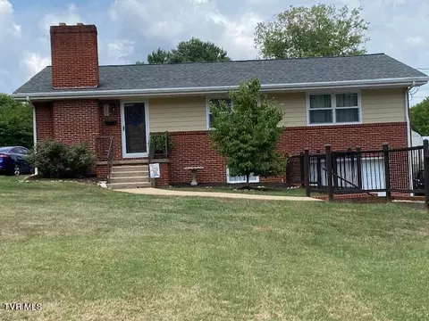 1401 Woodmont Drive Johnson City Tn 37601, Johnson City, TN 37601