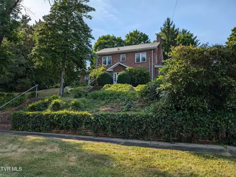 323 Poplar Street Bristol Tn 37620, Bristol, TN 37620