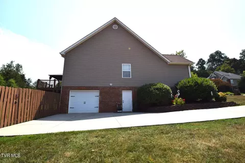 15 Grace Meadows Court Gray Tn 37615, Gray, TN 37615 photo 3