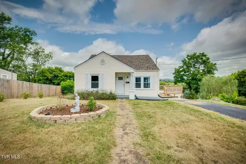2225 Anderson Street Bristol Tn 37620, Bristol, TN 37620