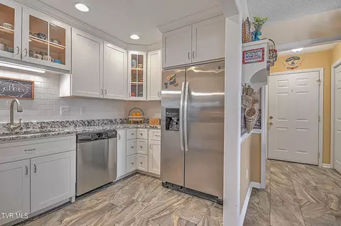 320 Appian Way Greeneville Tn 37745, Greeneville, TN 37745 photo 15