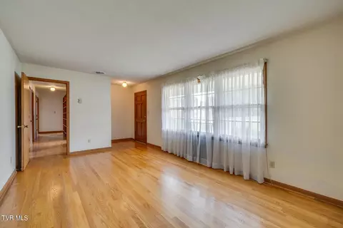 610 Hazel Street Johnson City Tn 37604, Johnson City, TN 37604 photo 9