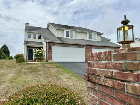 163 Robinson Walk A Bristol Tn 37620, Bristol, TN 37620