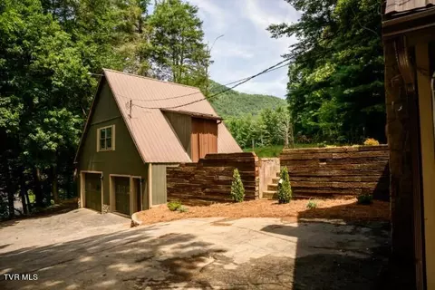 Exterior - 136 Stevens Lane Hampton Tn 37658, Hampton, TN 37658 photo 21 of 22