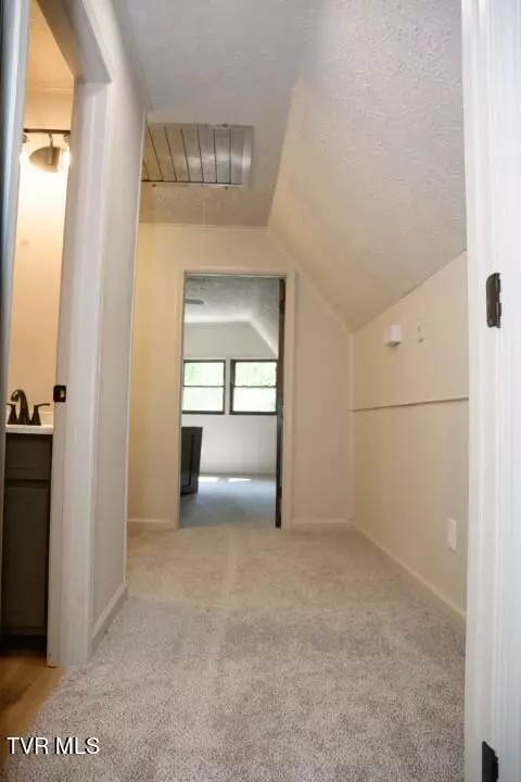 Entry Way - 136 Stevens Lane Hampton Tn 37658, Hampton, TN 37658 photo 8 of 8