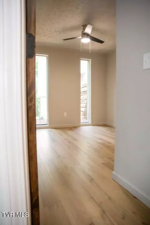 Bedroom - 136 Stevens Lane Hampton Tn 37658, Hampton, TN 37658 photo 10 of 15