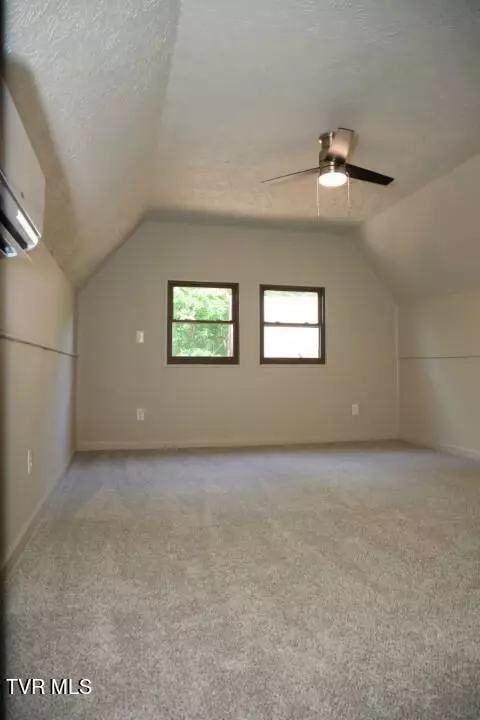 Bedroom - 136 Stevens Lane Hampton Tn 37658, Hampton, TN 37658 photo 5 of 15
