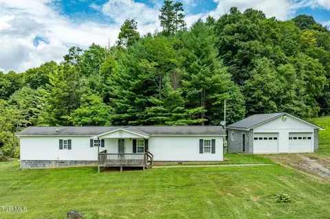 2051 Stage Road Mountain City Tn 37683, Mountain City, TN 37683