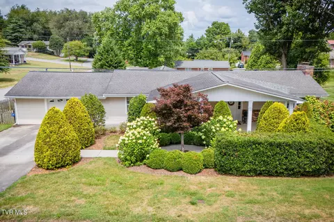 206 Tremont Lane Johnson City Tn 37601, Johnson City, TN 37601