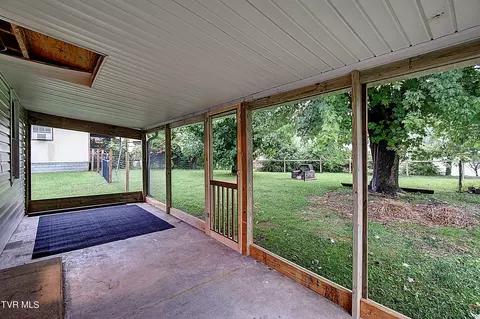 638 First Avenue Hampton Tn 37658, Hampton, TN 37658 photo 24