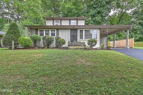 1529 Valley Drive Bristol Tn 37620, Bristol, TN 37620