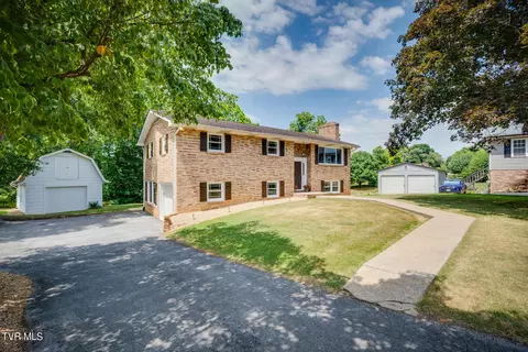 194 Deertrack Lane Bristol Va 24201, Bristol, VA 24201